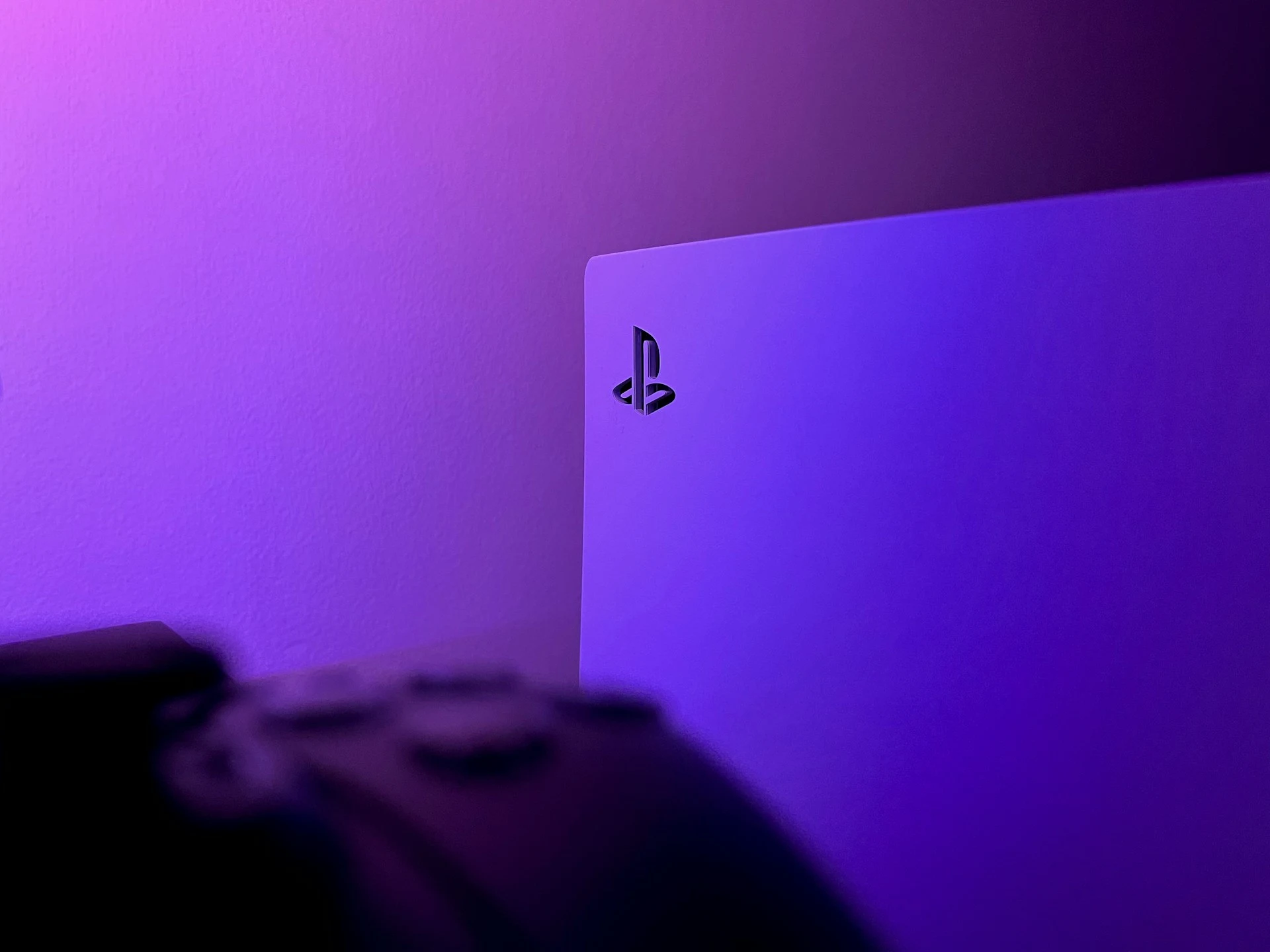 Sony выпускает новую PlayStation 5 Pro за $700