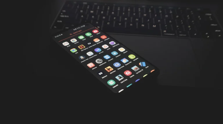 Северокорейское шпионское ПО KoSpy атакует пользователей Android через поддельные приложения Северокорейское шпионское ПО KoSpy атакует пользователей Android через поддельные приложения