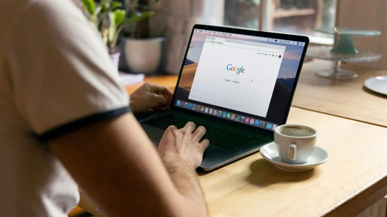 Google Приостановила Более 39 Миллионов Мошеннических Рекламных Аккаунтов С Использованием Инструментов Искусственного Интеллекта Google Приостановила Более 39 Миллионов Мошеннических Рекламных Аккаунтов С Использованием Инструментов Искусственного Интеллекта