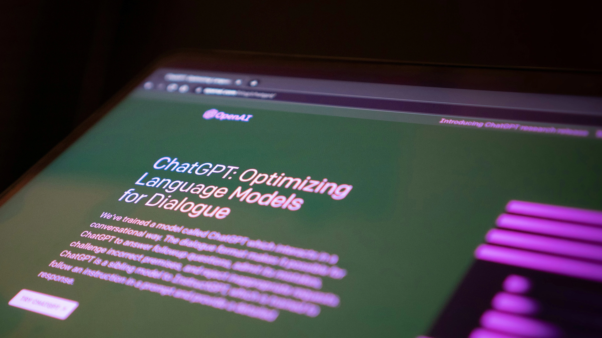 OpenAI исправляет «подхалимскую» личность GPT-4o после жалоб пользователей